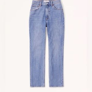 Abercrombie Curve Love Ultra High Rise Ankle Straight Jean | Size 8 Long